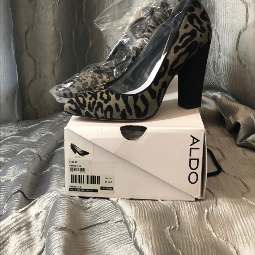 Aldo Vanhoy Faux Fur heel
